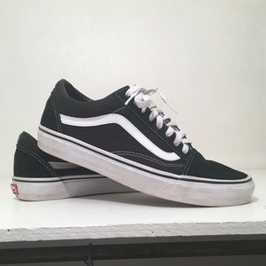 Vans old school black and white